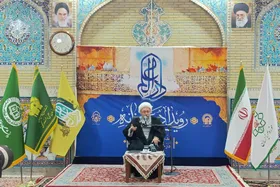 آملی لاریجانی: هزینه استقلال را می&zwnj;پردازیم تا عزت خود را حفظ کنیم