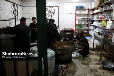 مراسم عزاداری شب هفتم محرم در حسینیه سادات نبی مهاجران افغانستانی‎