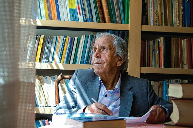 موانع رشد ادبیات در دوران کنونی