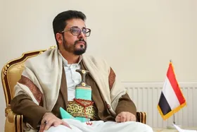سفیر یمن در تهران: دشمن اهل خیانت است باید دست به ماشه باشیم