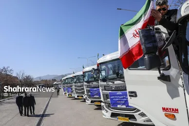 گزارش تصویری | آیین رونمایی و تحویل ۴۲ دستگاه خودروی سنگین خدمات عمومی به شهرداری‌های خراسان رضوی