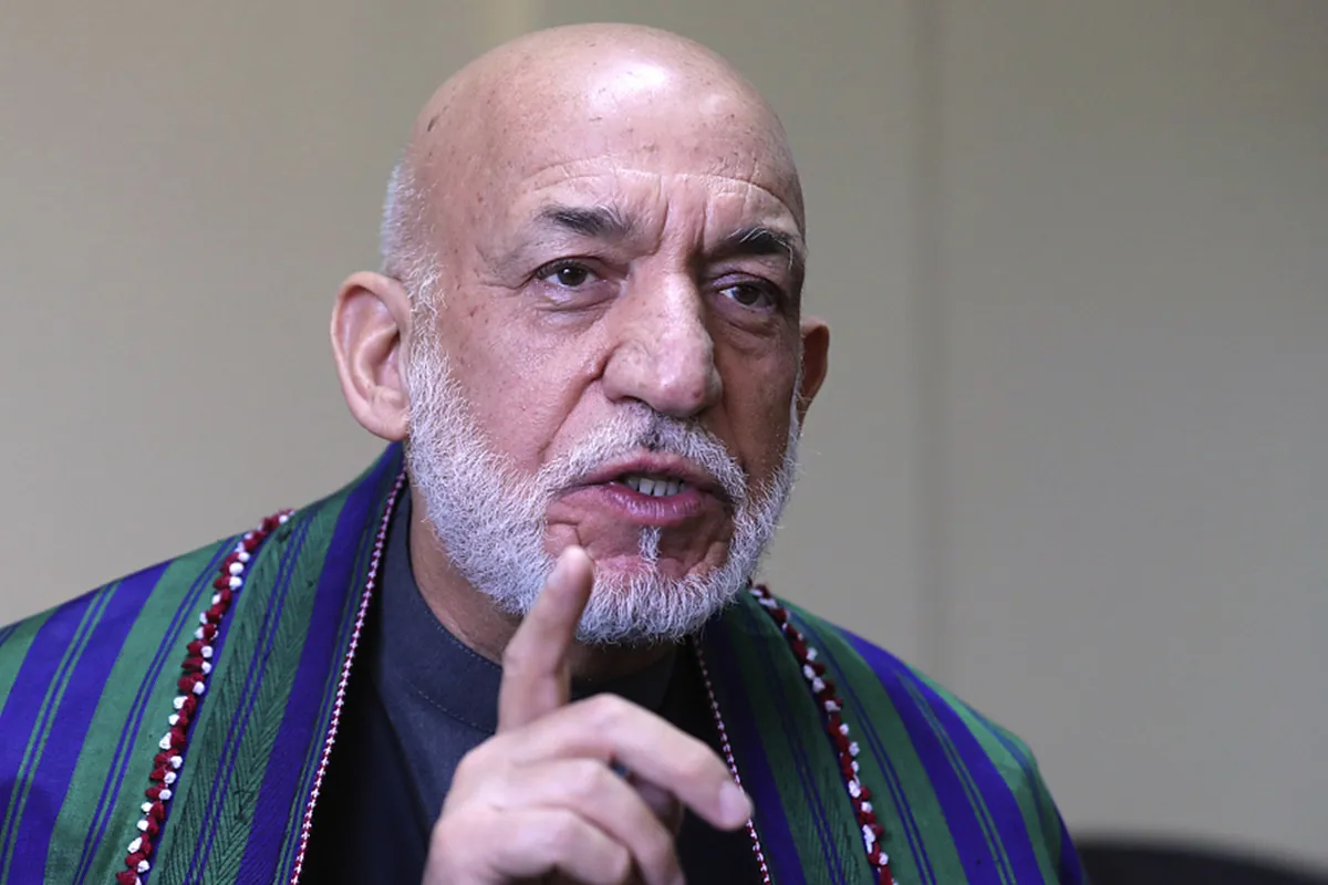 کرزی در واکنش به حمله هوایی پاکستان: مردم افغانستان پاسخ زور را با شجاعت خواهند داد
