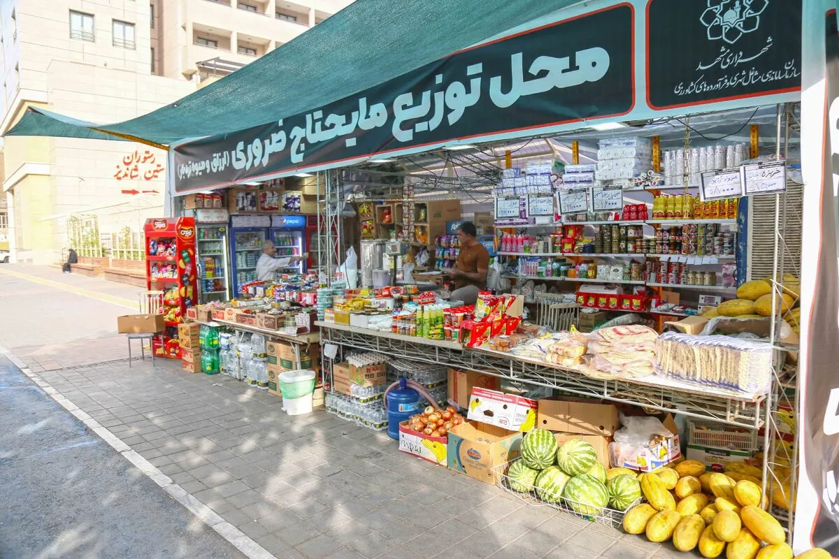 راه اندازی ۱۲ جایگاه عرضه ارزاق و ۶ نانوایی سیار اطراف حرم مطهر به مناسبت دهه پایانی صفر ۱۴۰۳
