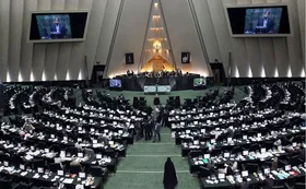 طرح &laquo;بازنشستگی پیش از موعد&raquo; مجلس و سقوط &laquo;سن مؤثر&raquo; بازنشستگی به ۳۷ سال