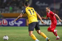 بازیکن پرسپولیس، سپاهان را محکوم کرد