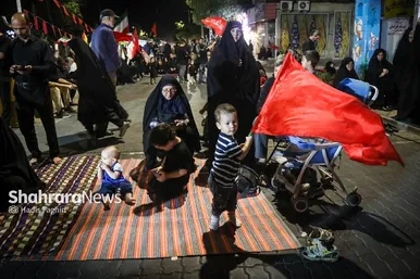 گزارش تصویری | مردم مشهد همچنان پای کار انقلاب