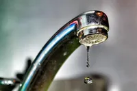 جیره‌بندی احتمالی آب در مشهد، حداقل ۸ تا ۱۰ ساعت در هفته | بارندگی، تنهاراه نجات است