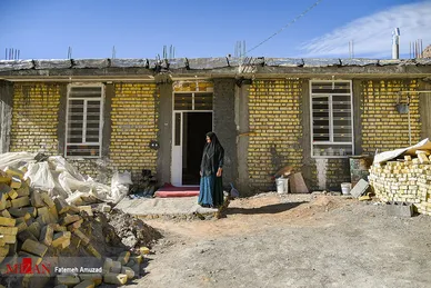 زندگی در سی سخت یک سال پس از زلزله