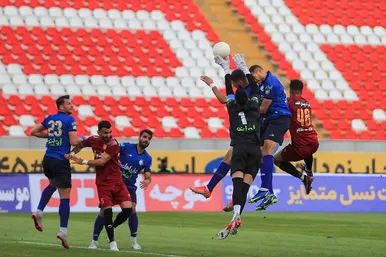 لیگ برتر فوتبال | مسابقه فوتبال پدیده مشهد و استقلال تهران