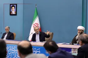 پزشکیان: قرآن باید در تصمیم&zwnj;سازی و سیاست&zwnj;گذاری کشور جاری شود
