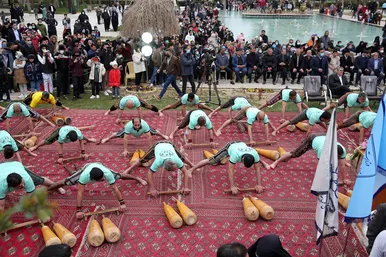 آیین نوروزگاه در آرامگاه حکیم ابوالقاسم فردوسی