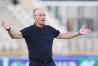 مارتینز در فوتبال ایران پولدار شد
