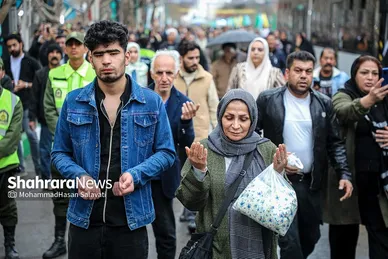 تحویل سال ۱۴۰۳ در حرم مطهر امام رضا (ع) و خیابان‌های منتهی به حرم