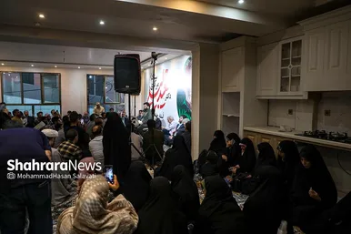 آغاز به کار ستاد‌های مرکزی انتخاباتی سعید جلیلی و مسعود پزشکیان در مشهد