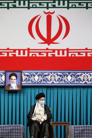 مراسم تنفیذ حکم سیزدهمین دوره ریاست جمهوری اسلامی ایران‌