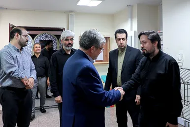 حضور شهردار مشهد در روزنامه شهرآرا به مناسبت روز خبرنگار