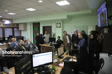 گزارش تصویری از بازدید عضو دفتر حفظ و نشر آثار رهبر معظم انقلاب اسلامی و شهردار مشهد مقدس از مؤسسه فرهنگی شهرآرا