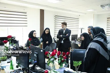 بازدید جمعی از مسئولین شهری و استانی مشهدمقدس از موسسه فرهنگی شهرآرا (۴) (۱۷ مرداد ۱۴۰۳)
