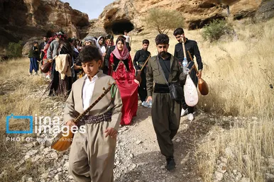 گزارش تصویری | جشن جهانی «مهرگان» در غار کرفتو
