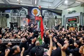 ویدئو | مراسم عَلَم کشی شب هفت محرم در هیئت مهاجران افغانستانی مقیم مشهد
