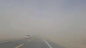 کاهش شدید دید افقی رانندگان در محور&zwnj;های خراسان رضوی در پی طوفان و گرد و خاک ( ۱۵ مردادماه ۱۴۰۲)