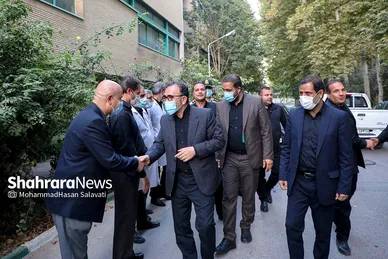 عیادت مسئولین استانی از پلیس حادثه دیده در اغتشاشات اخیر