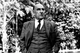 درباره سید جلال&zwnj;الدین تهرانی، منجم&zwnj;باشی ارض اقدس