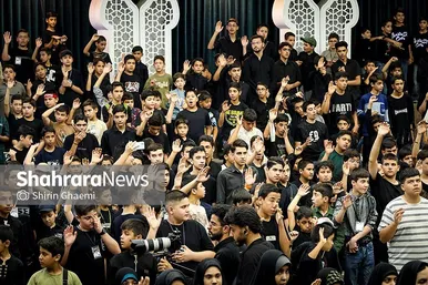 گزارش تصویری | قرار نوجوانی؛ آغاز خدمت خادمان نوجوان مشهدی در دهه آخر ماه صفر