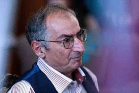 صادق زیباکلام ادعایش را پس گرفت + جزئیات