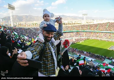 عکس | محفل امام‌حسنی‌ها در ورزشگاه آزادی