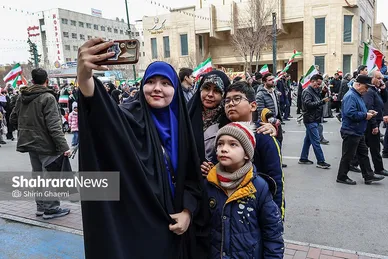 گزارش تصویری | تجلی اتحاد ملی و پایبندی خانوادگی در حماسه ۲۲ بهمن