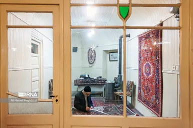 رفوگری و پرداخت قالی هنری فراموش شده