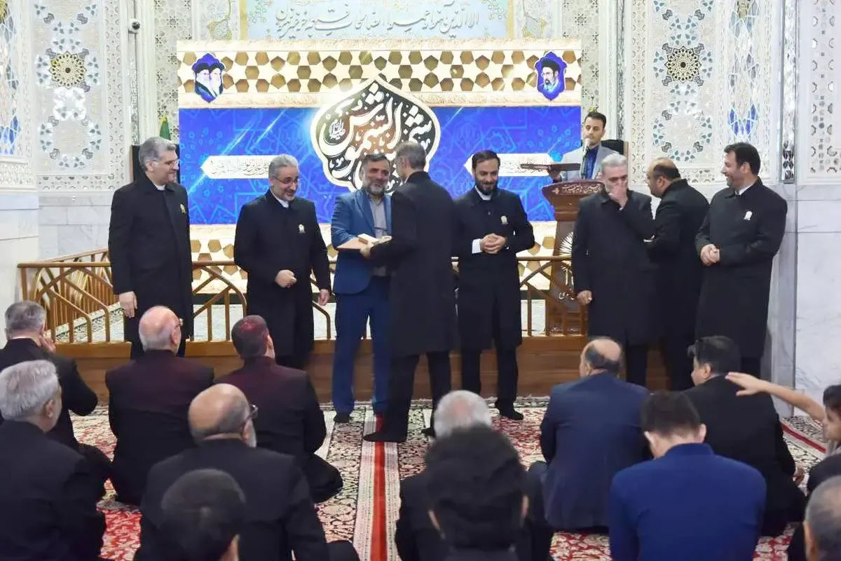 تقدیر از خادمان موکب ثامن‌الحجج(ع) در دهه پایانی ماه صفر در حرم مطهر رضوی