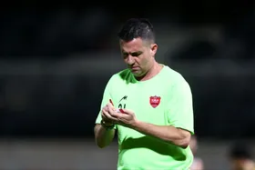 کار سخت ویرا در پرسپولیس