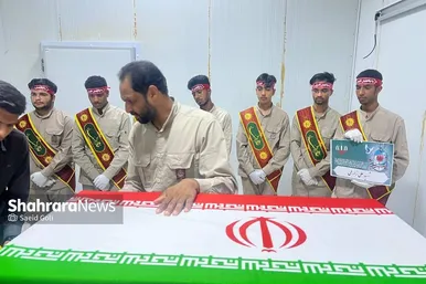 گزارش تصویری | تصاویر اختصاصی شهرآرانیوز از آماده سازی پیکرهای تازه شناسایی شده شهدای دانش آموز میناب پیش از مراسم تشییع و تدفین