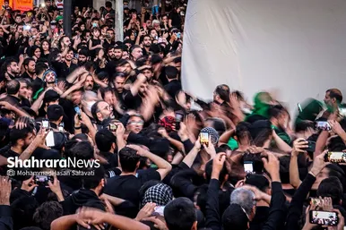 آیین خیمه سوزان عصر عاشورا در مشهد