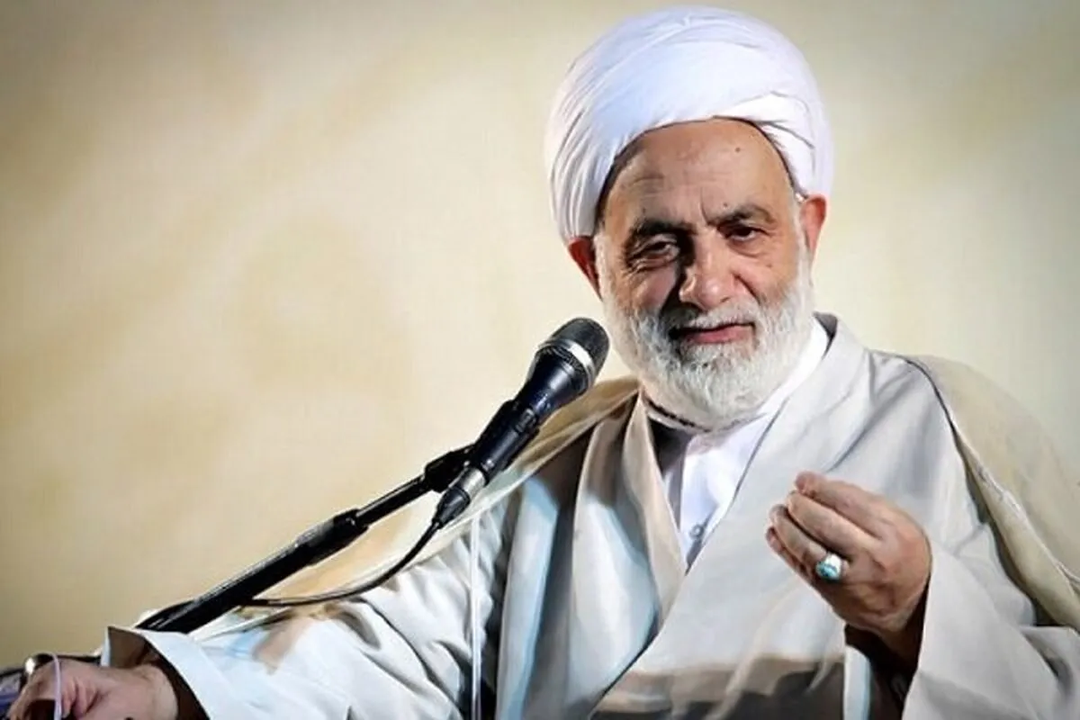 آخرین وضعیت جسمانی حجت‌الاسلام قرائتی + عکس