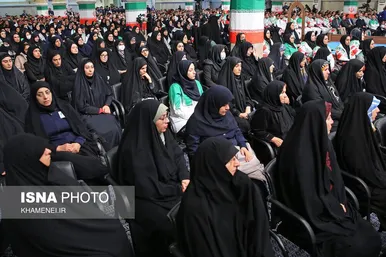 دیدار قهرمانان ورزشی و مدال‌آوران بازی‌های آسیایی و پارا آسیایی با رهبر انقلاب
