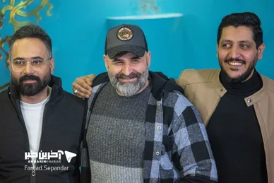 گزارش تصویری | فتوکال و نشست خبری فیلم «تاکسیدرمی» با حضور مجید صالحی و جواد خواجوی