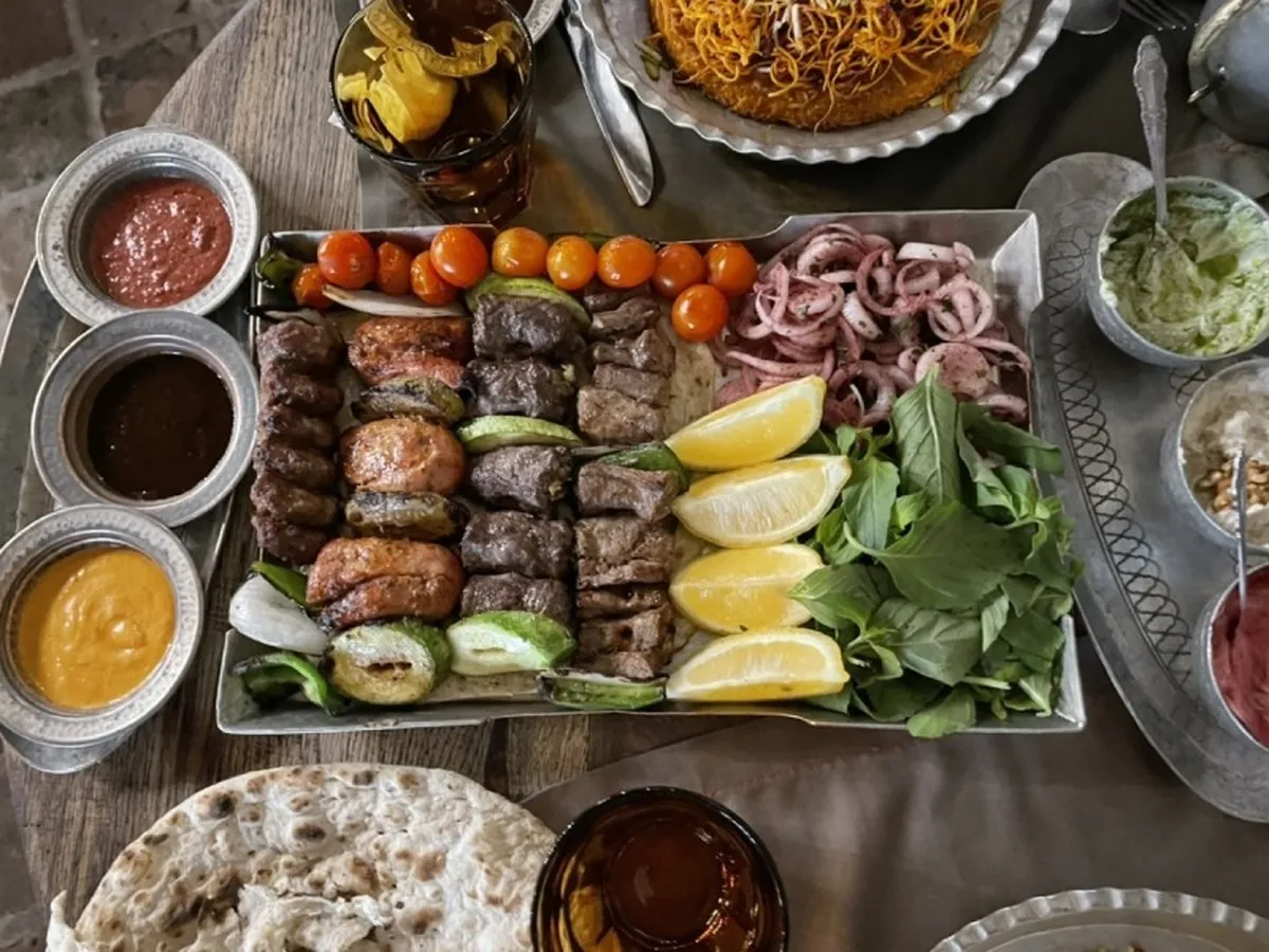 غذای آلوده، عامل بیش از ۲۰۰ نوع بیماری است