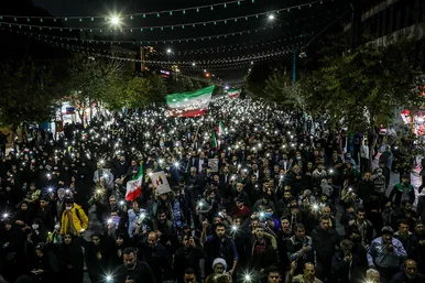 تشییع با شکوه 3 شهید مدافع امنیت در مشهد