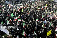 کارگردان تلویزیون: اتحاد مردم از هر سلاحی برنده‌تر است