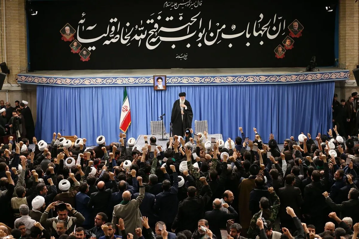 مردم قم به دیدار رهبر معظم انقلاب می‌روند (۷ دی ماه ۱۴۰۱)