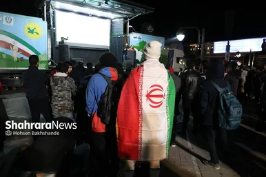 تماشای فوتبال ایران و قطر در سینماهای مشهد