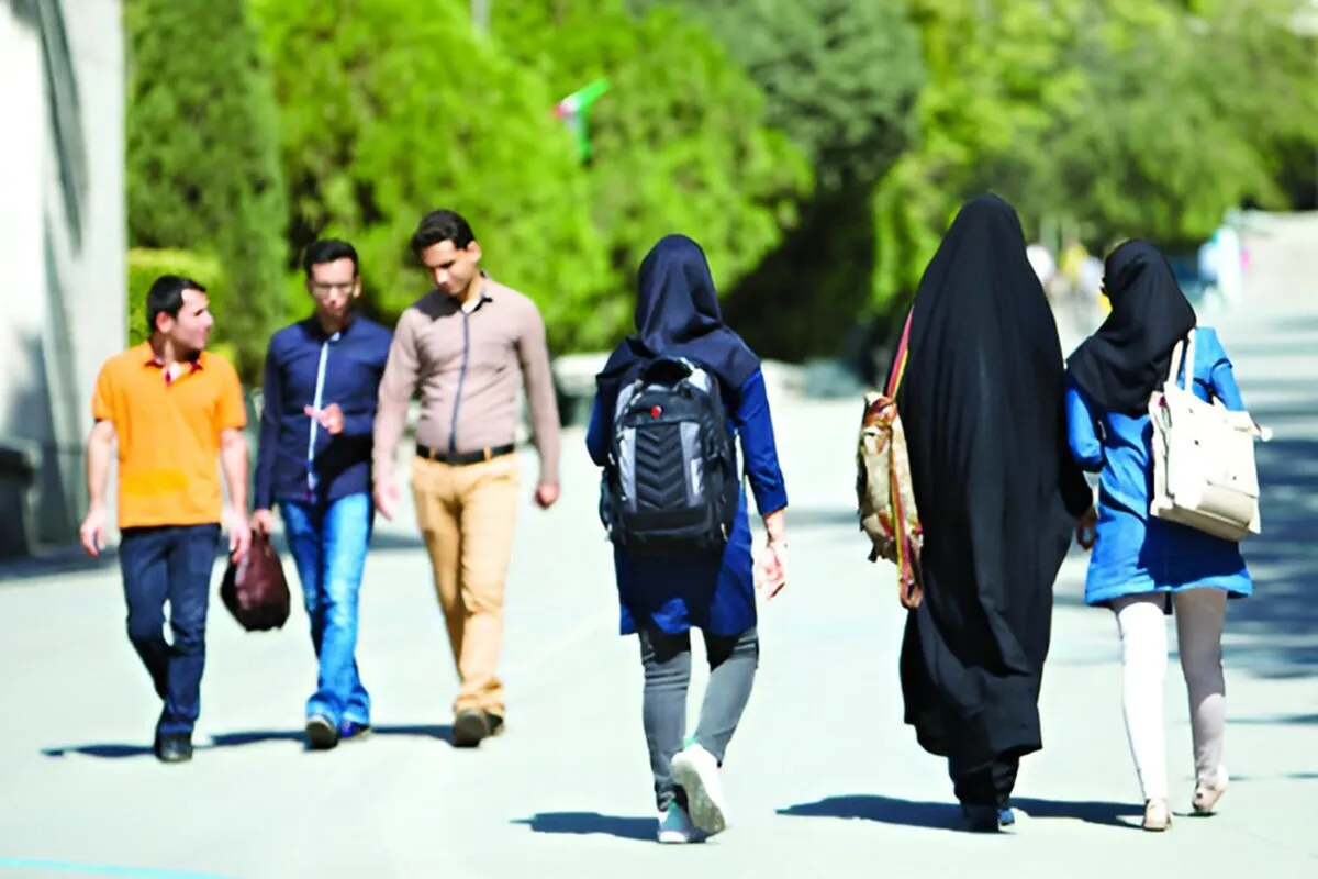 چرا برخی دهه شصتی‌ها در تجرد قطعی ماندند؟| زنان شانس کمتری برای ازدواج دارند