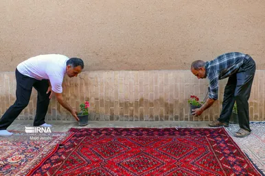 افطاری در کوچه گلچینان یزد
