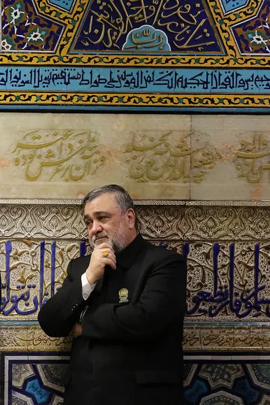 غبارروبی مضجع منور امام رضا(ع)