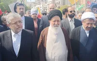 آیت‌الله علم‌الهدی در حاشیه راهپیمایی روز قدس: مردم تا براندازی کفر صهیونیست، پای دین خدا ایستاده‌اند