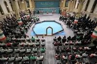 رهبر معظم انقلاب در دیدار با قهرمانان ورزشی بازی‌های آسیایی و پاراآسیایی: رژیم صهیونیستی در طوفان الاقصی ضربه فنی شد + ویدئو