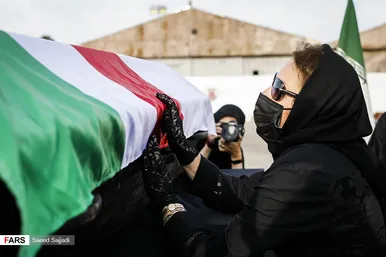 تشییع پیکر زنده‌یاد «ارشا اقدسی»